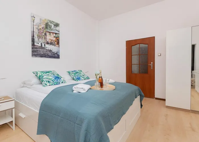 דירה 90m2 400m To The By Renters