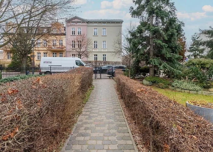 90m2 400m To The By Renters דירה