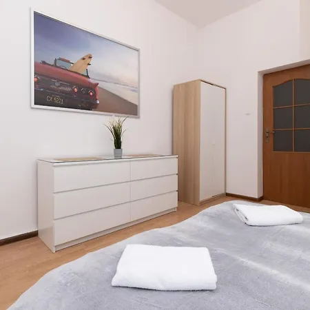 90m2 400m To The By Renters Apartament